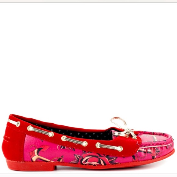 🚨FLASH SALE🚨Iron Fist Love Me Now Boat Shoes - Picture 3 of 6